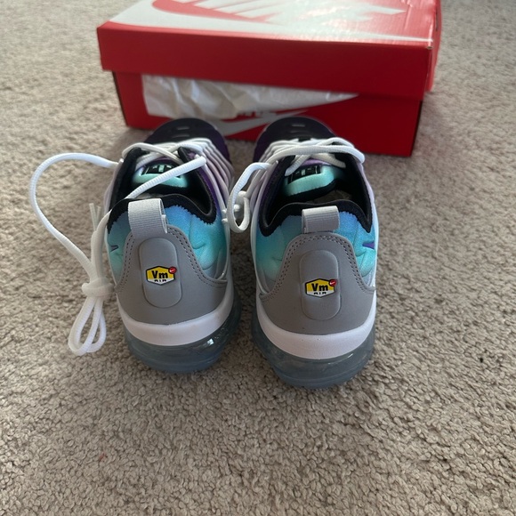 Nike Vapormax (Brand new) - Picture 3 of 6